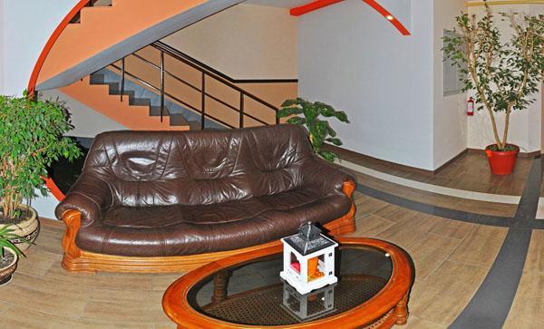 Komplex Apelsin Hotel Jużne Zewnętrze zdjęcie