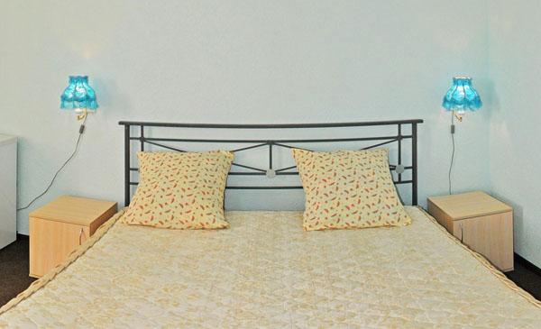 Komplex Apelsin Hotel Jużne Zewnętrze zdjęcie
